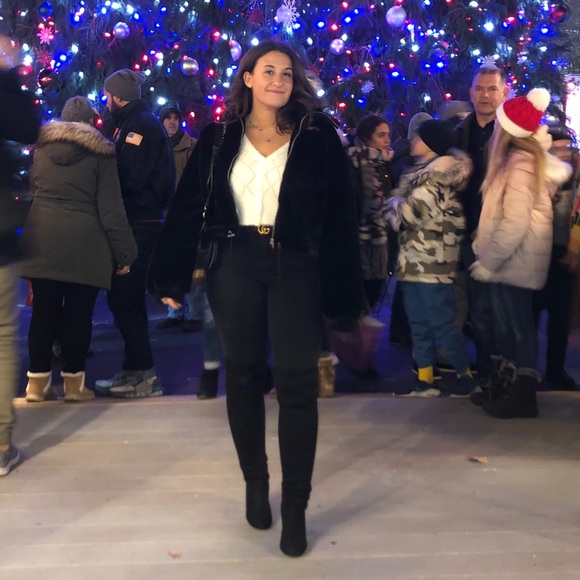 Meet your Posher, Jess - Picture 3 of 4